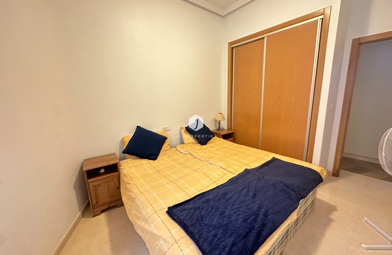 Aus zweiter Hand - Wohnung -
Jacarilla - Inland