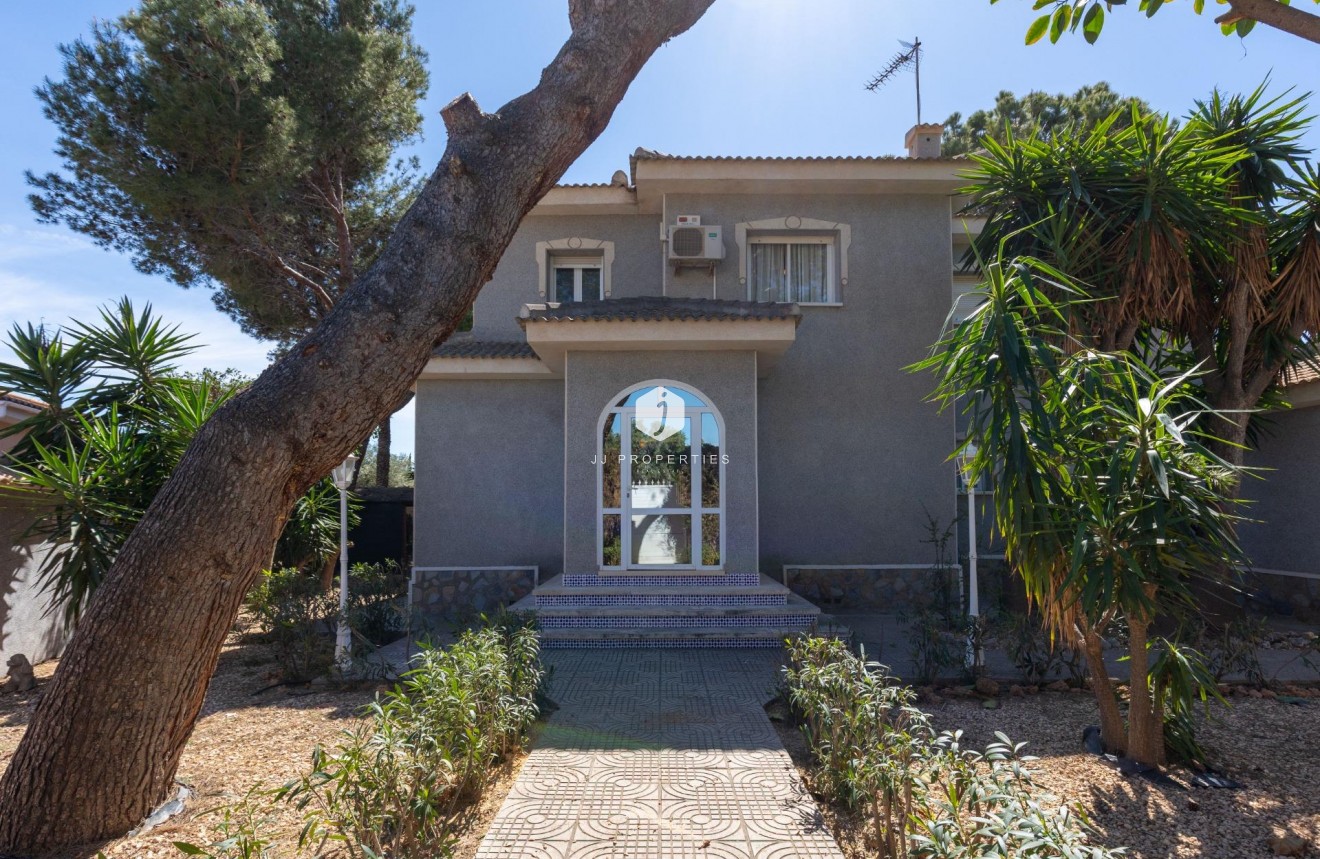 Resale - Villa -
Rojales - Pueblo Bravo