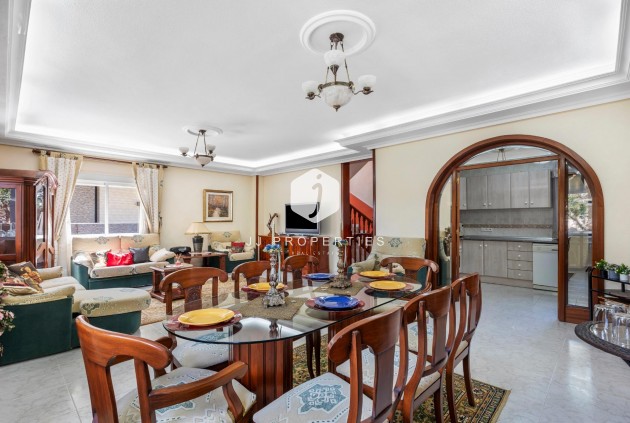 Resale - Villa -
Rojales - Pueblo Bravo