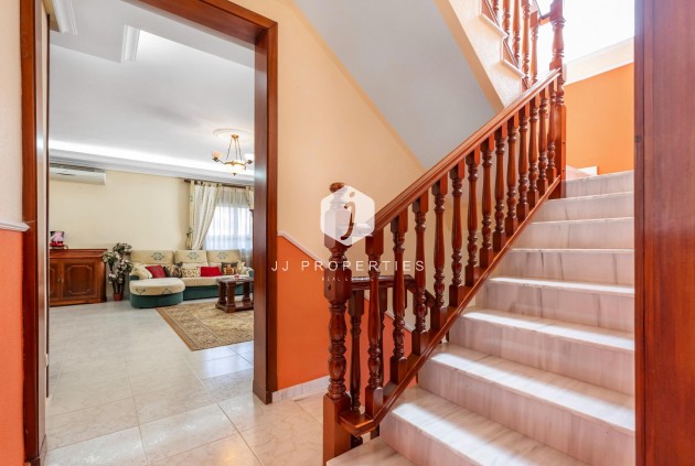 Resale - Villa -
Rojales - Pueblo Bravo