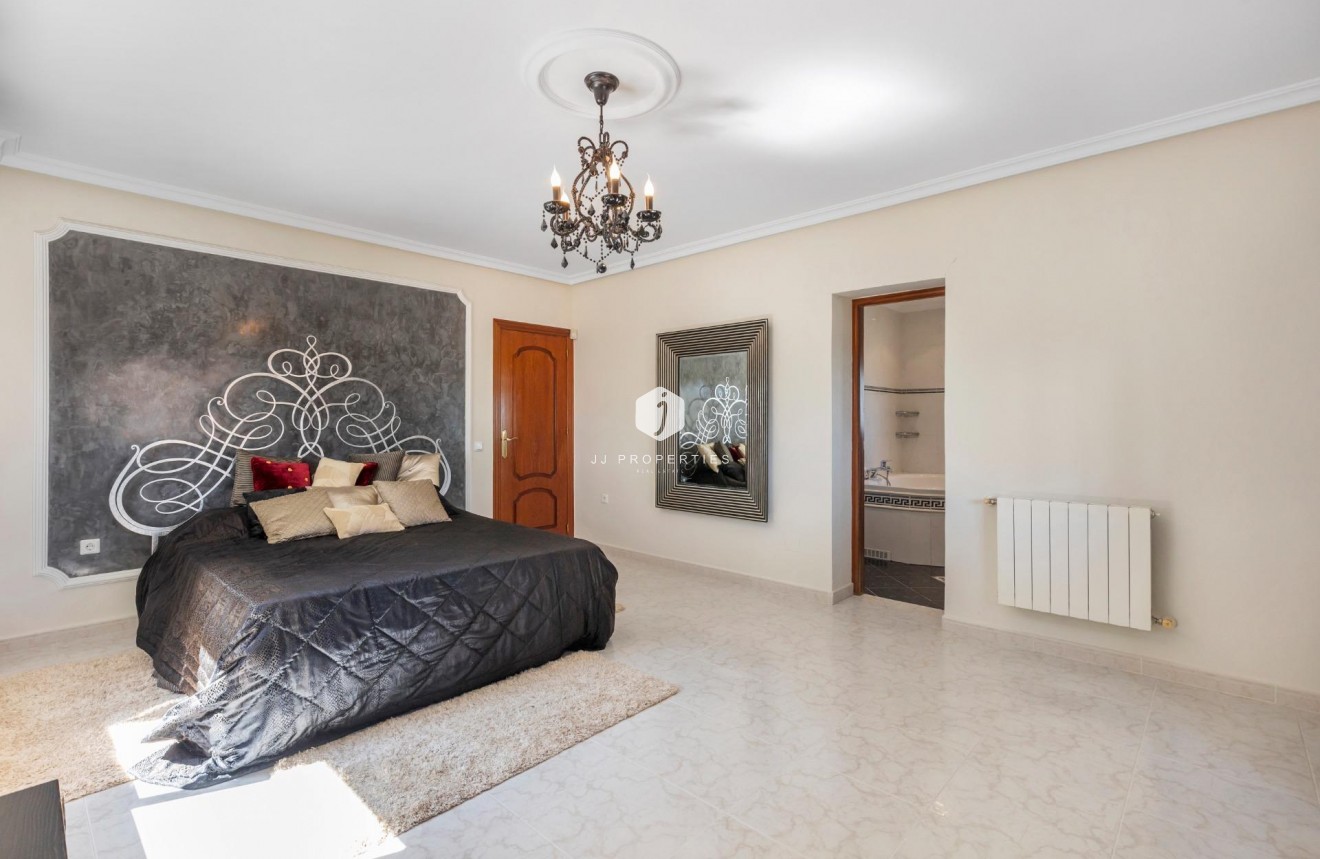 Resale - Villa -
Rojales - Pueblo Bravo