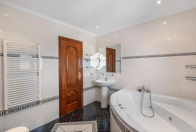 Resale - Villa -
Rojales - Pueblo Bravo