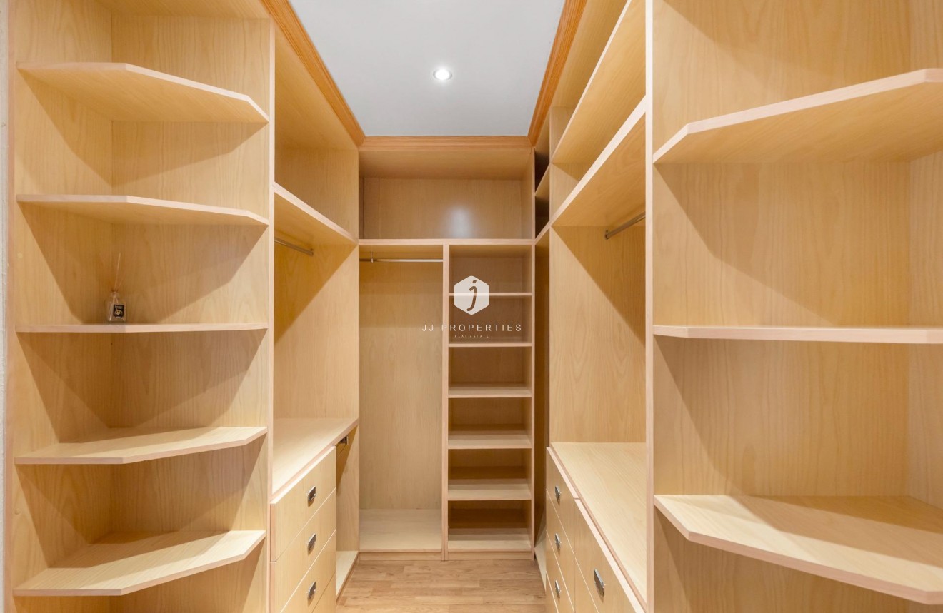 Resale - Villa -
Rojales - Pueblo Bravo