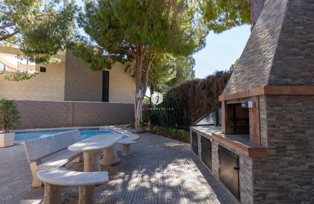 Resale - Villa -
Rojales - Pueblo Bravo