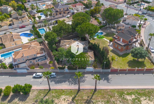 Resale - Villa -
Rojales - Pueblo Bravo