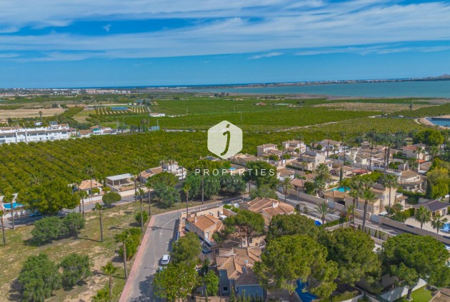 Resale - Villa -
Rojales - Pueblo Bravo