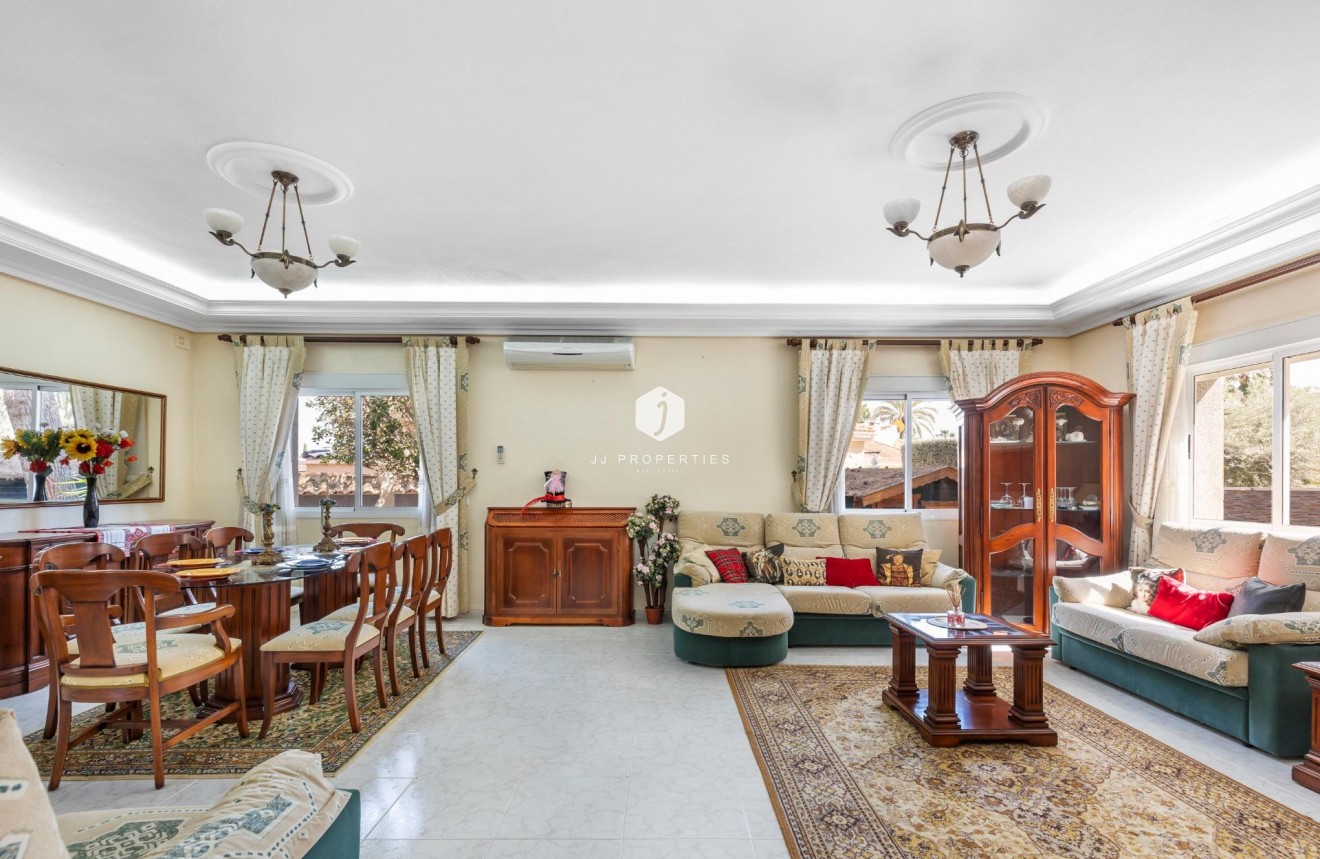 Resale - Villa -
Rojales - Pueblo Bravo