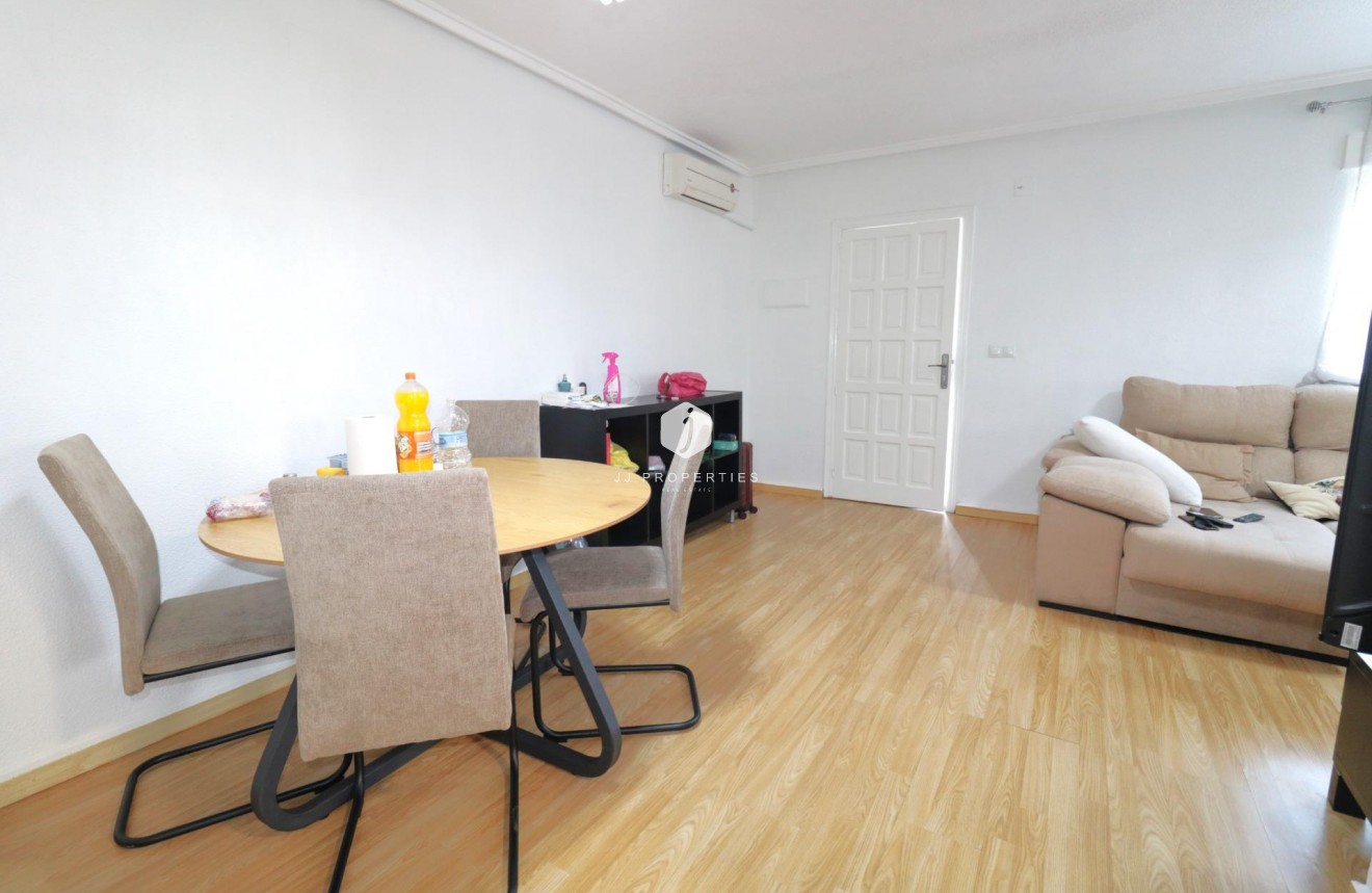 Aus zweiter Hand - Chalet -
Torrevieja - Carrefour