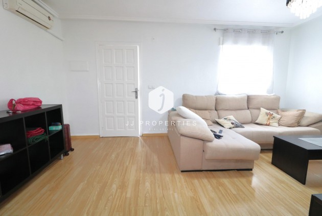 Aus zweiter Hand - Chalet -
Torrevieja - Carrefour