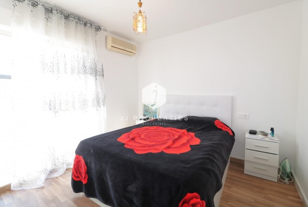 Aus zweiter Hand - Chalet -
Torrevieja - Carrefour