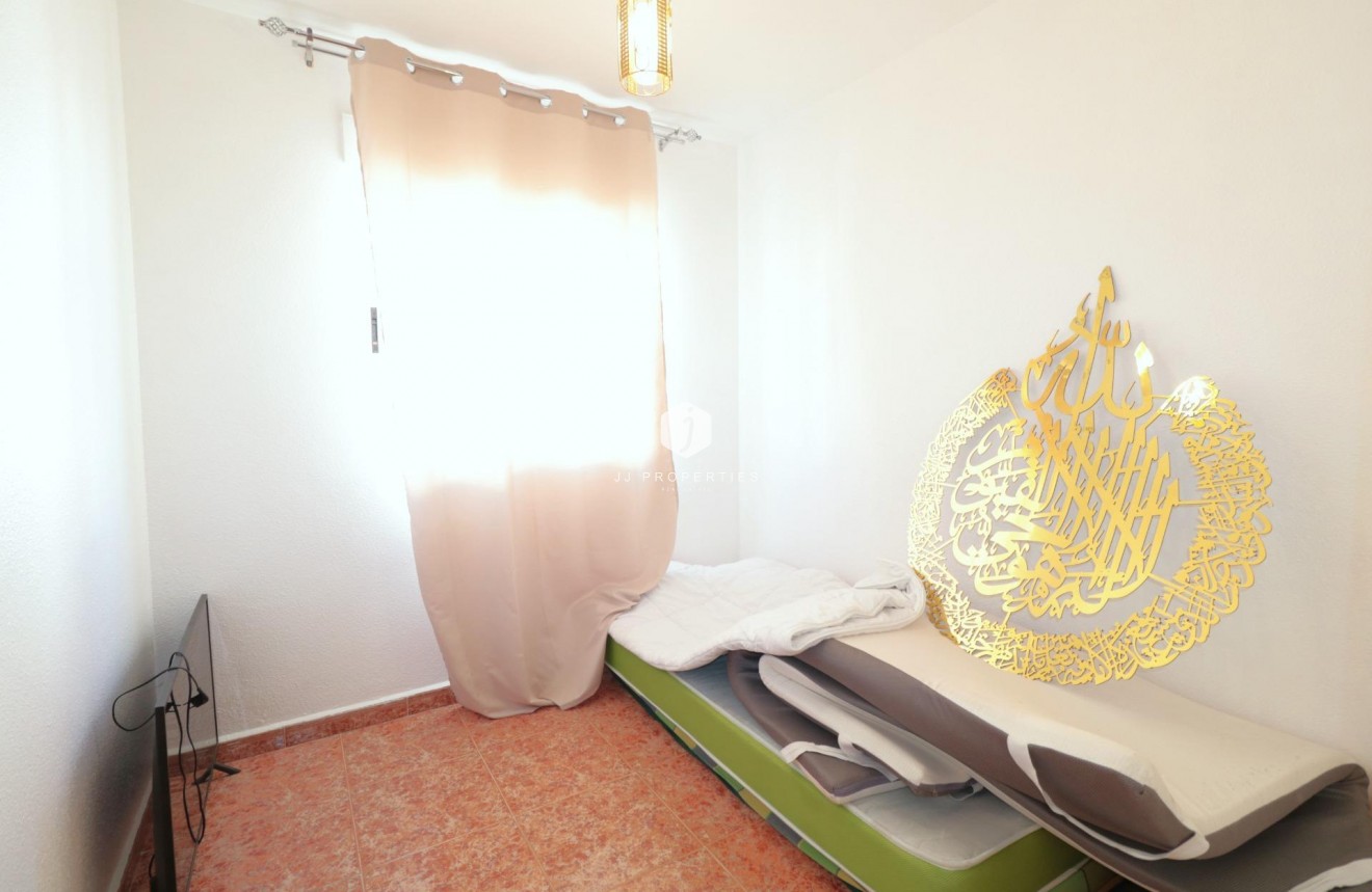 Aus zweiter Hand - Chalet -
Torrevieja - Carrefour