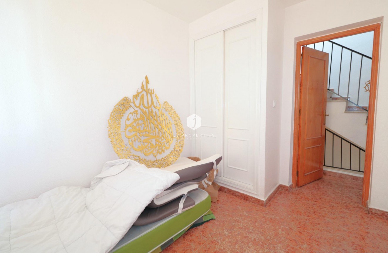 Aus zweiter Hand - Chalet -
Torrevieja - Carrefour