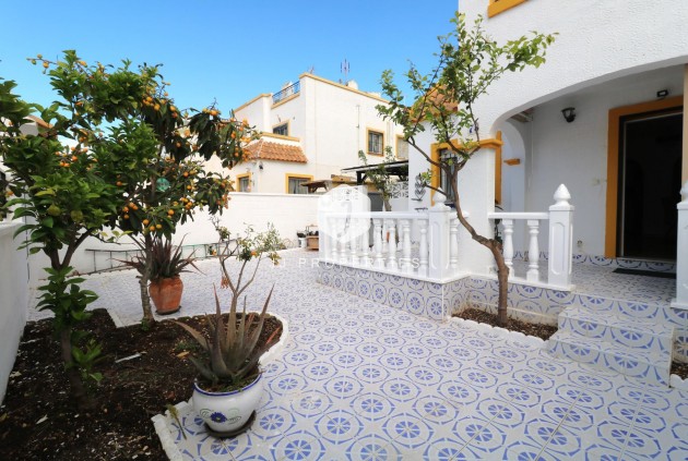 Aus zweiter Hand - Chalet -
Torrevieja - Carrefour