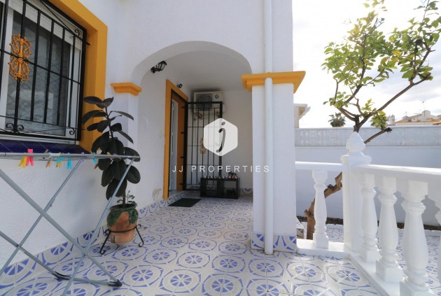 Aus zweiter Hand - Chalet -
Torrevieja - Carrefour