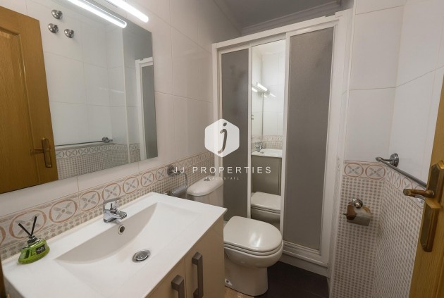 D'occasion - Appartement -
Torrevieja - Parque las naciones