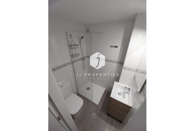 Tweedehands - Appartement / flat -
Torrevieja - Centro