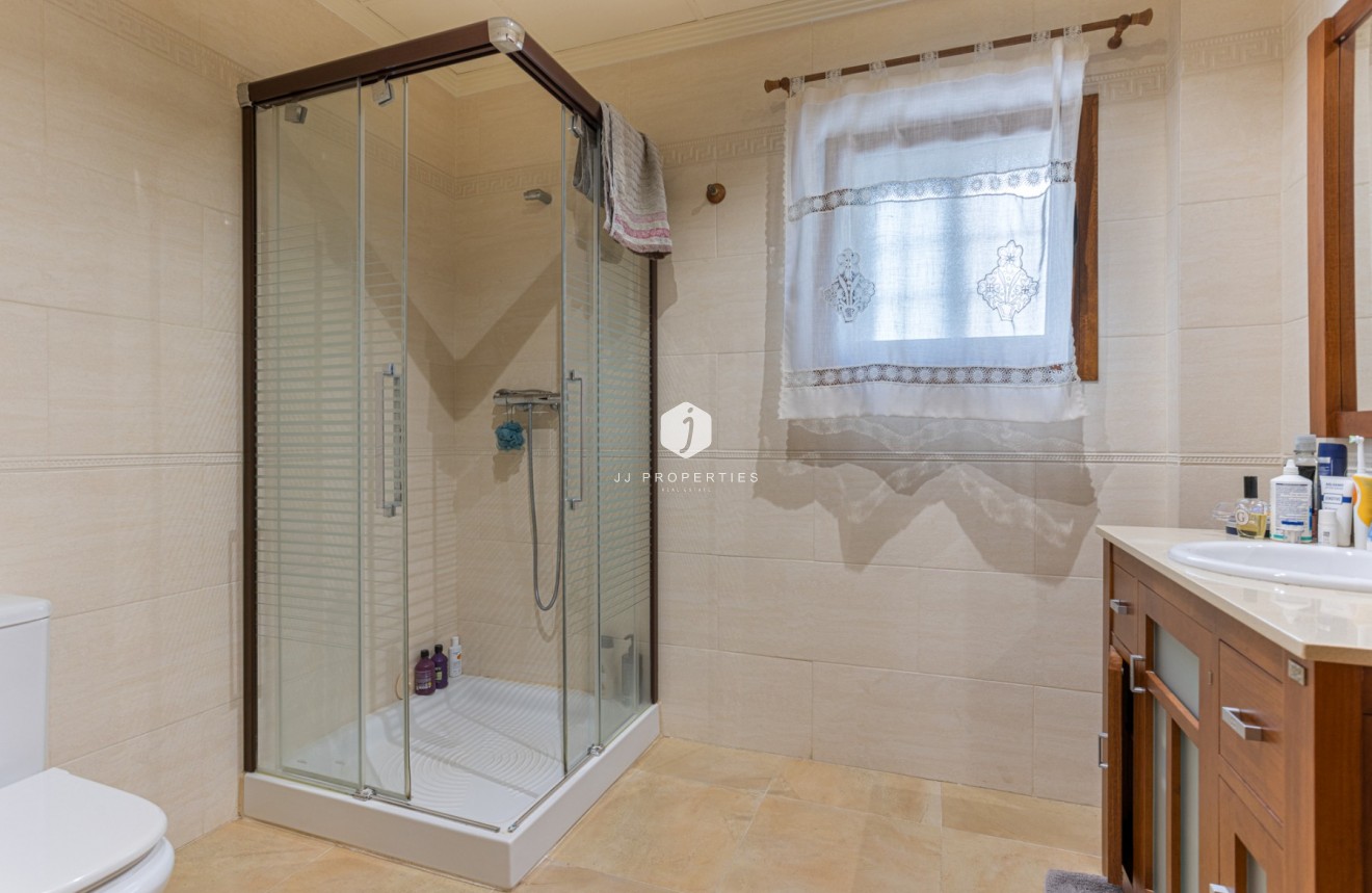 D'occasion - Villa -
Los Montesinos - Costa Blanca