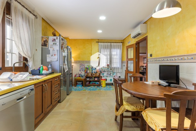 D'occasion - Villa -
Los Montesinos - Costa Blanca