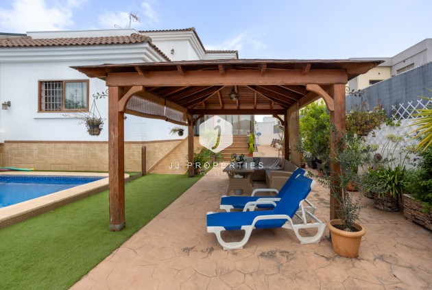 D'occasion - Villa -
Los Montesinos - Costa Blanca