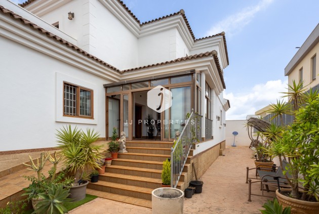 D'occasion - Villa -
Los Montesinos - Costa Blanca