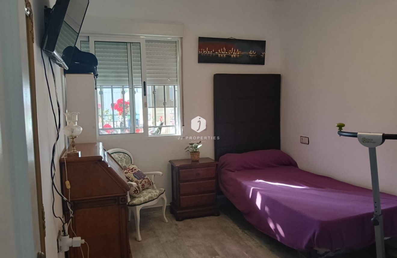 Resale - Apartment / flat -
Los Montesinos - Costa Blanca