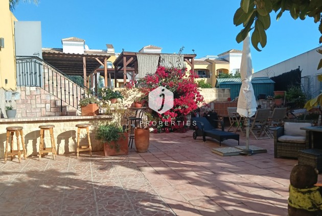 Resale - Apartment / flat -
Los Montesinos - Costa Blanca