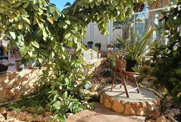 Resale - Apartment / flat -
Los Montesinos - Costa Blanca