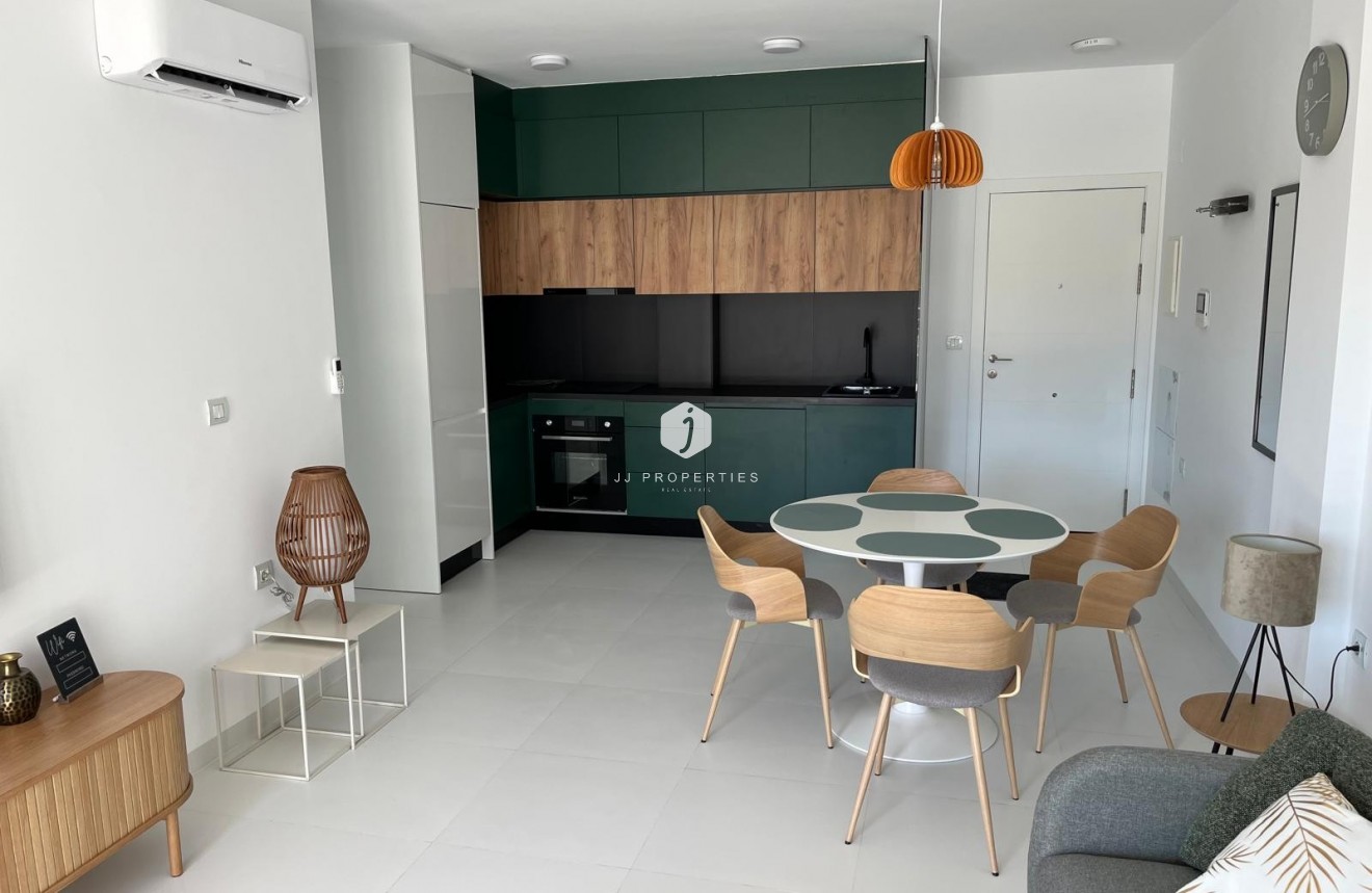 Resale - Apartment / flat -
San Miguel de Salinas - Inland