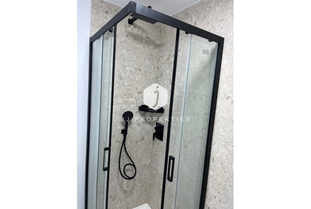 Resale - Apartment / flat -
San Miguel de Salinas - Inland