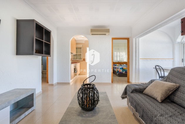 Resale - Villa -
Torrevieja - Costa Blanca