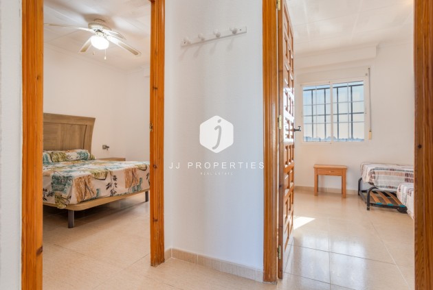 Resale - Villa -
Torrevieja - Costa Blanca