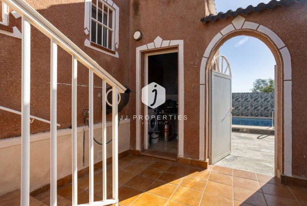 Resale - Villa -
Torrevieja - Costa Blanca