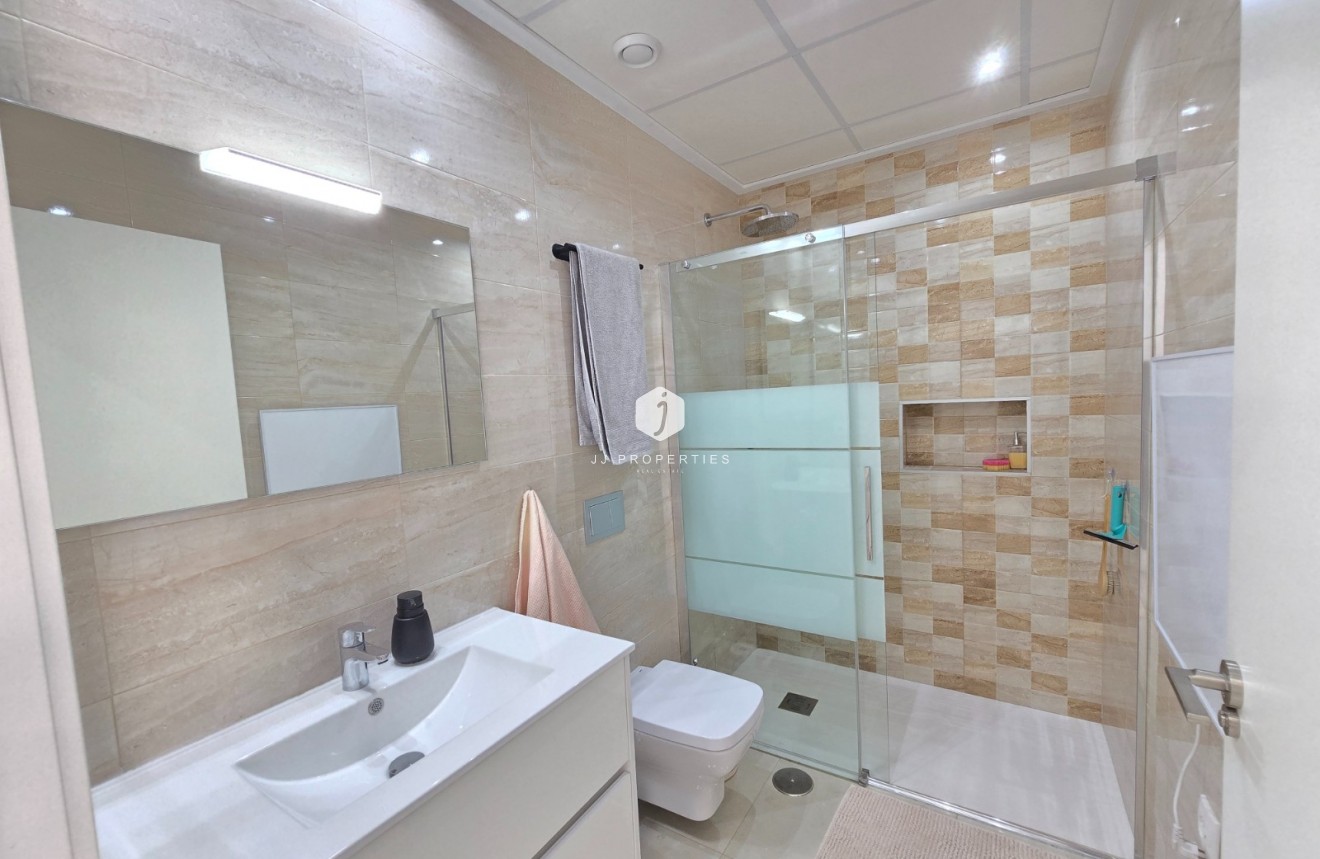 Resale - Chalet -
Ciudad Quesada - Costa Blanca