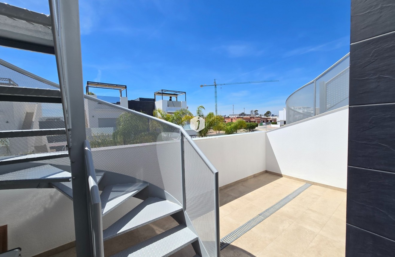 Resale - Chalet -
Ciudad Quesada - Costa Blanca