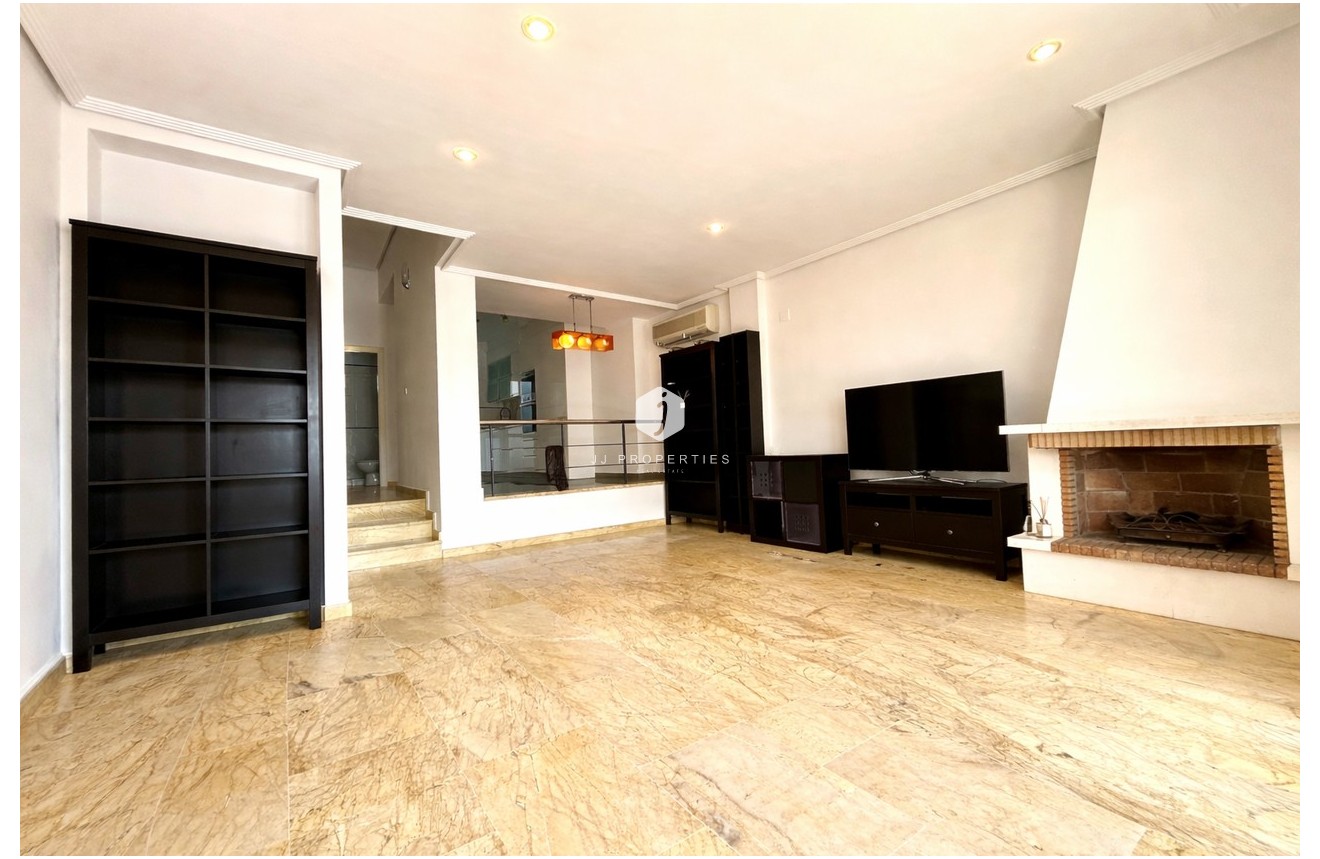 Resale - Chalet -
Cabo Roig - Costa Blanca