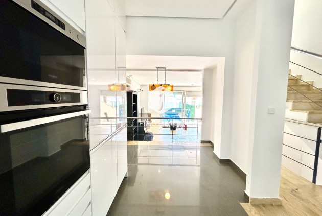 Resale - Chalet -
Cabo Roig - Costa Blanca