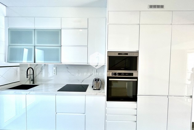 Resale - Chalet -
Cabo Roig - Costa Blanca