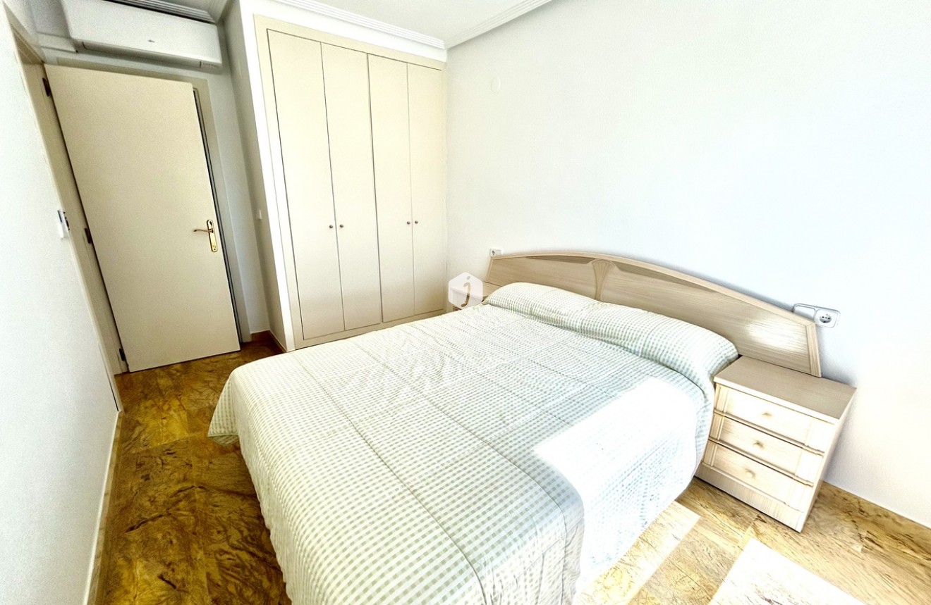 Resale - Chalet -
Cabo Roig - Costa Blanca