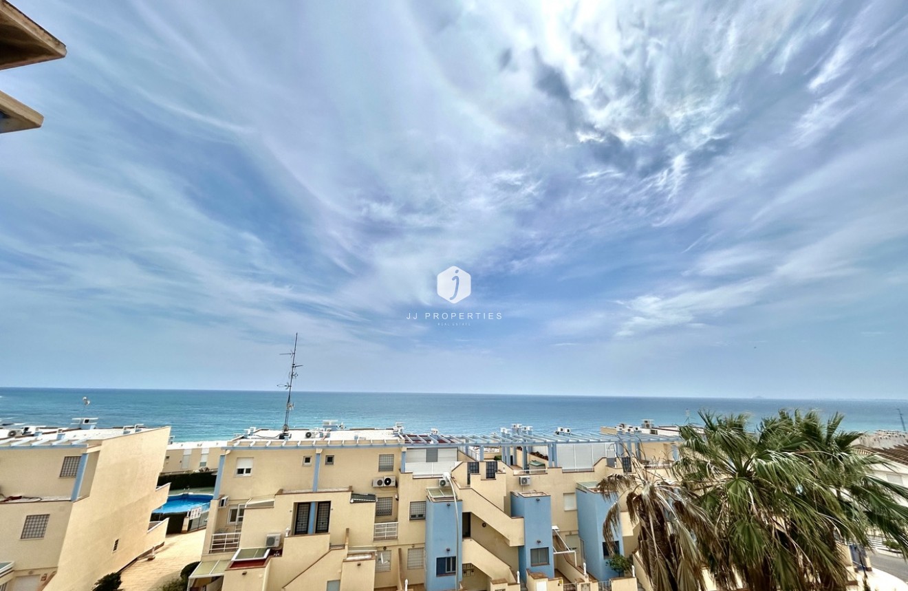 Resale - Chalet -
Cabo Roig - Costa Blanca