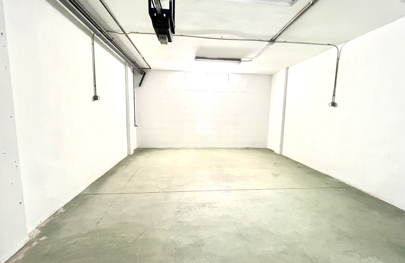 Resale - Chalet -
Cabo Roig - Costa Blanca