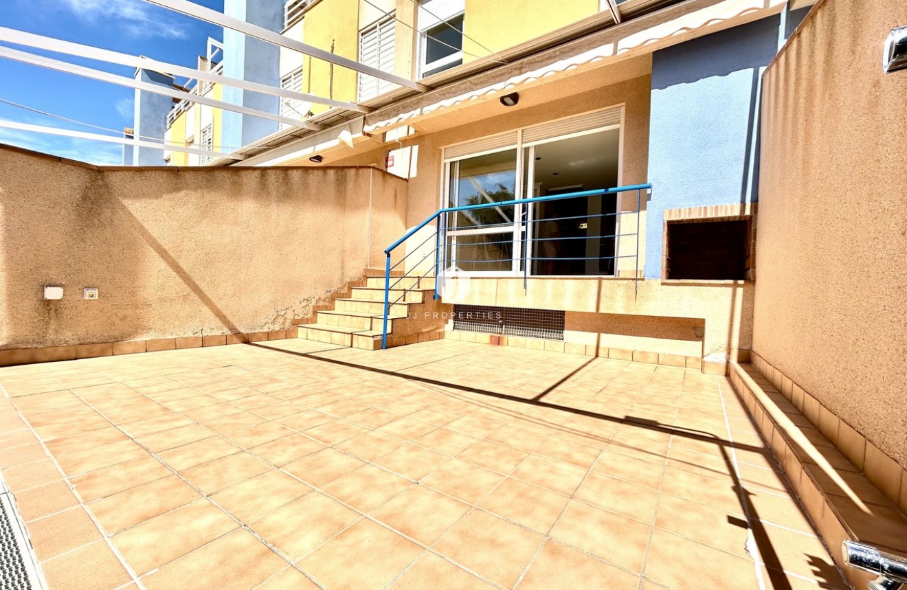 Resale - Chalet -
Cabo Roig - Costa Blanca