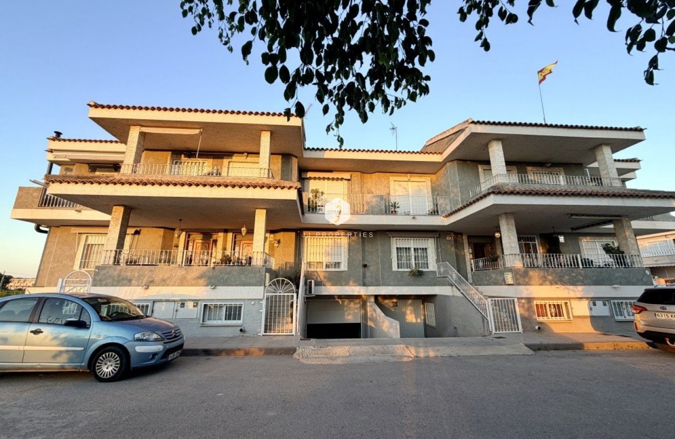 D'occasion - Chalet -
Formentera del Segura - Costa Blanca