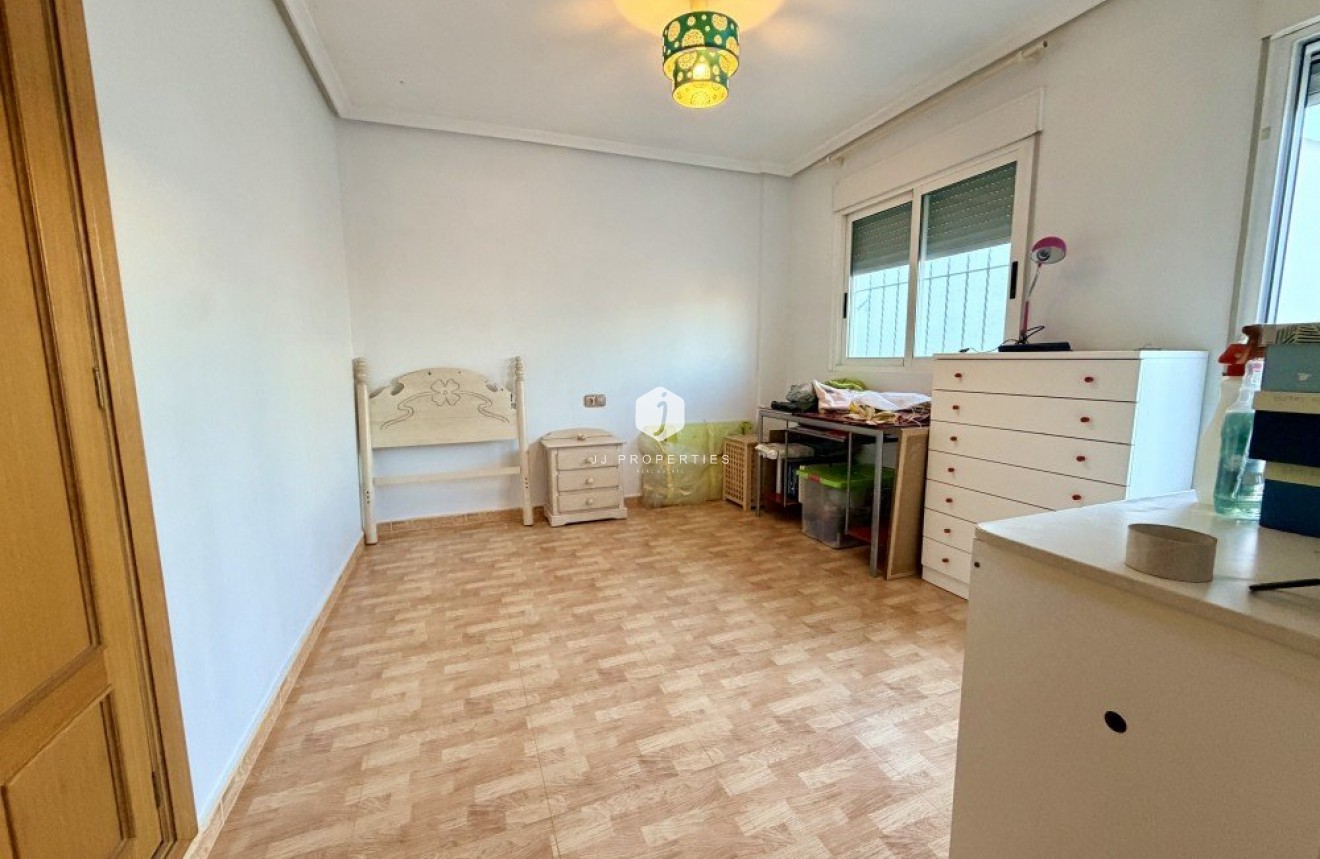 D'occasion - Chalet -
Formentera del Segura - Costa Blanca