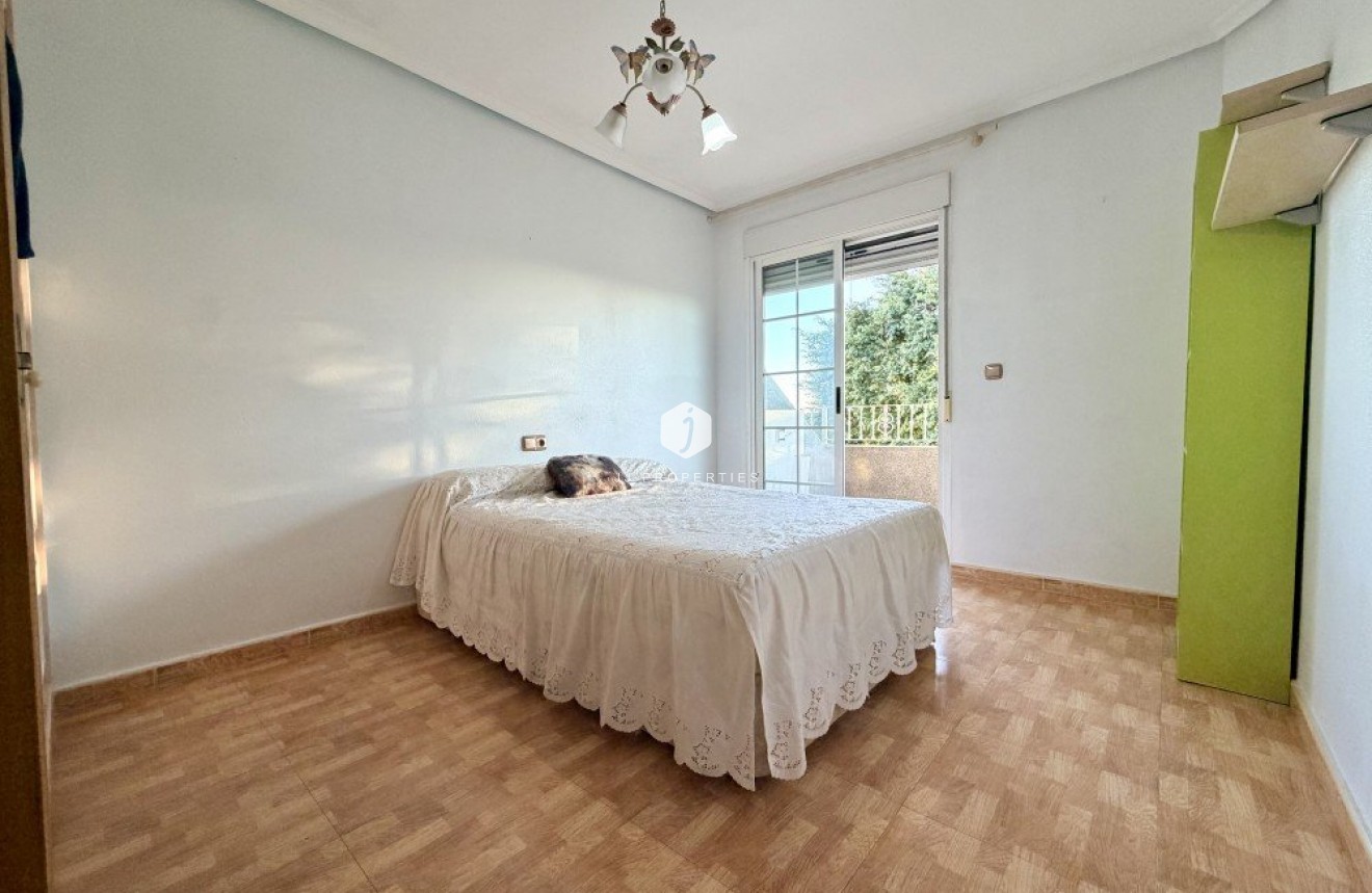 D'occasion - Chalet -
Formentera del Segura - Costa Blanca