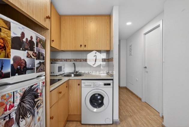 Tweedehands - Appartement / flat -
Torrevieja - Costa Blanca