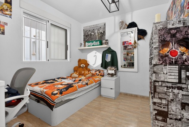 Tweedehands - Appartement / flat -
Torrevieja - Costa Blanca