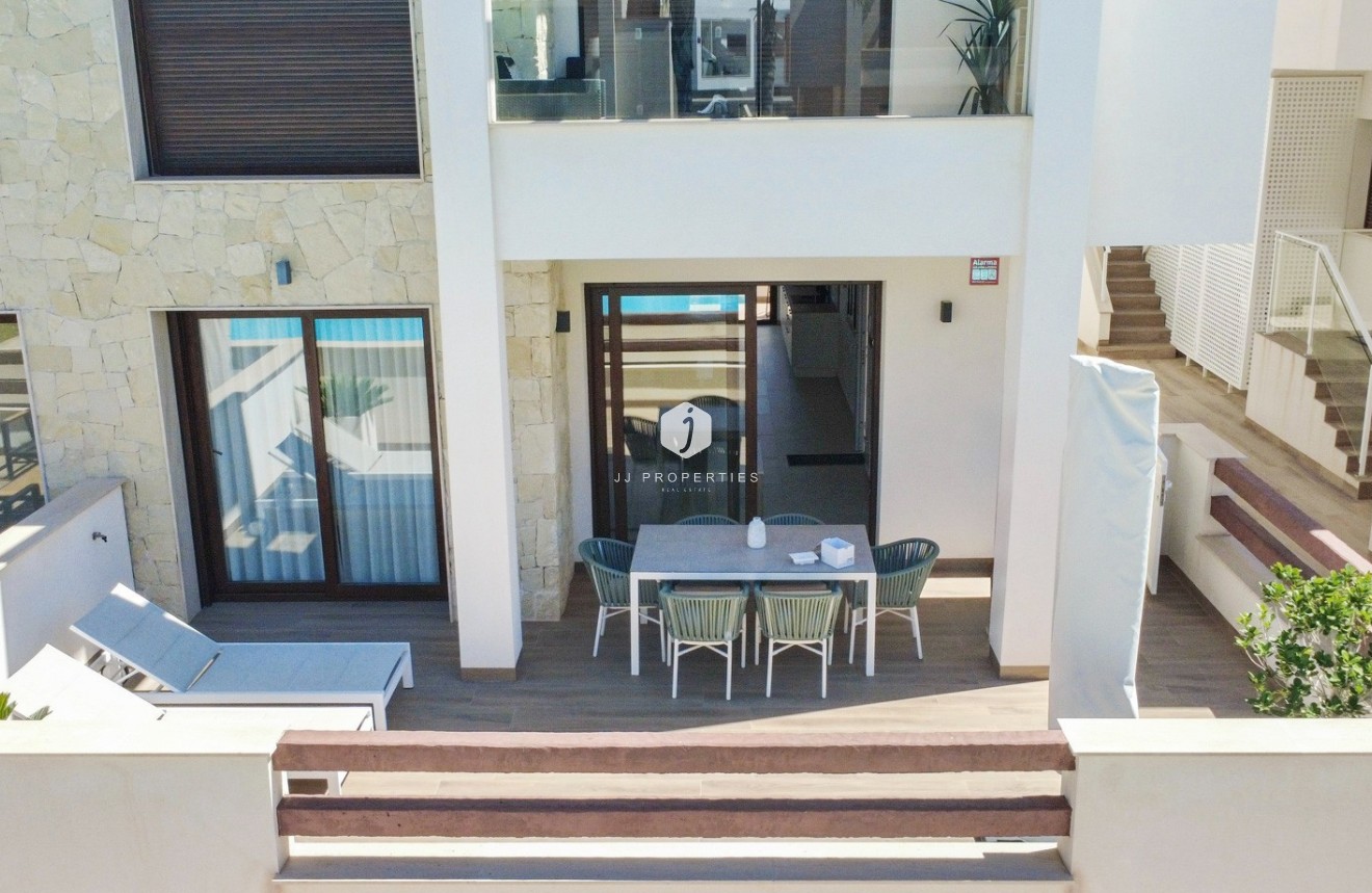 Resale - Apartment / flat -
Torrevieja - Costa Blanca