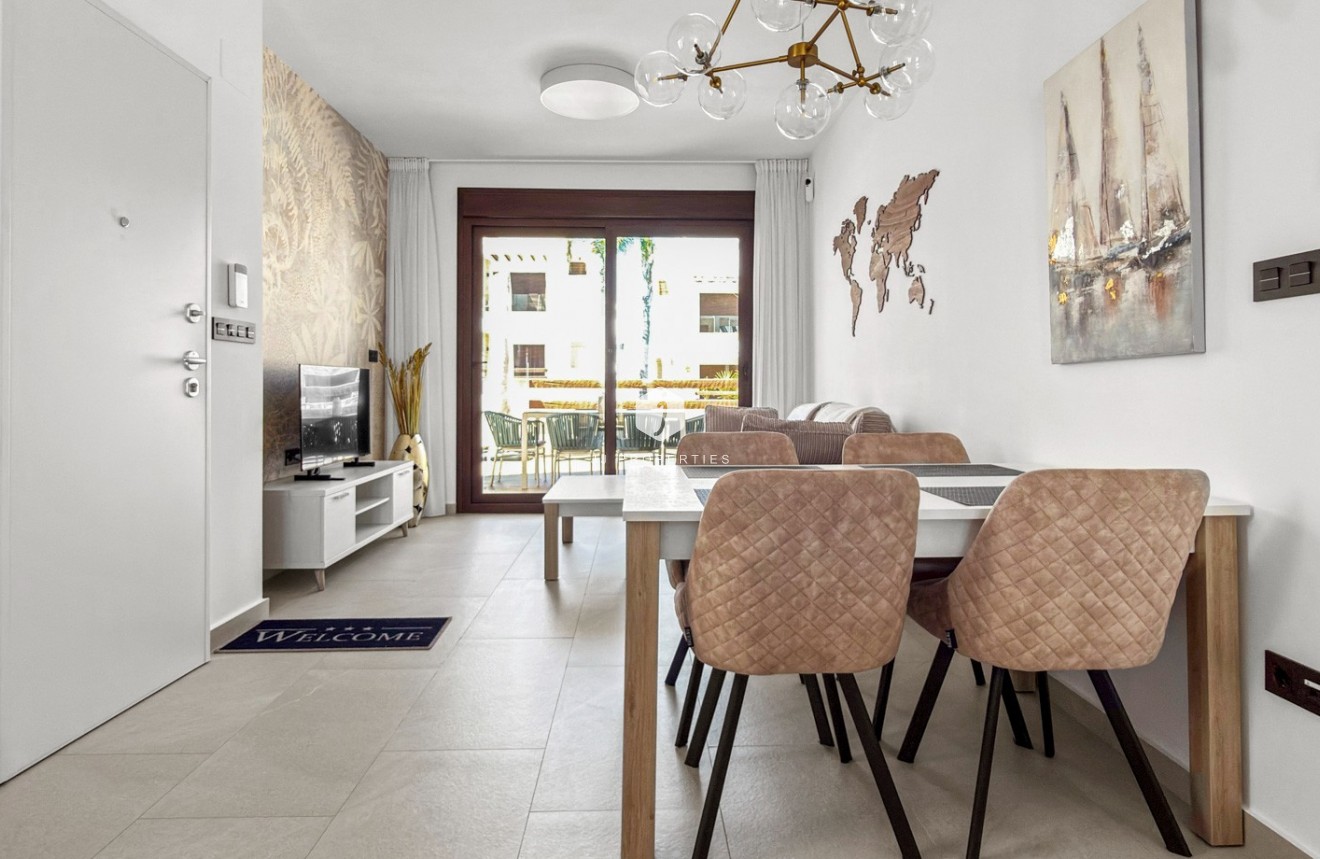 Resale - Apartment / flat -
Torrevieja - Costa Blanca