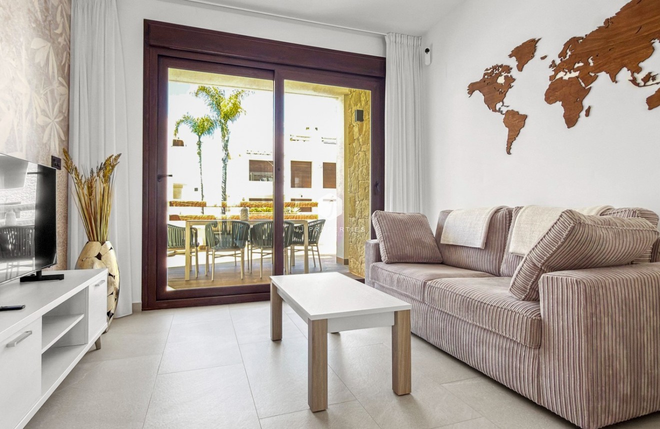 Resale - Apartment / flat -
Torrevieja - Costa Blanca