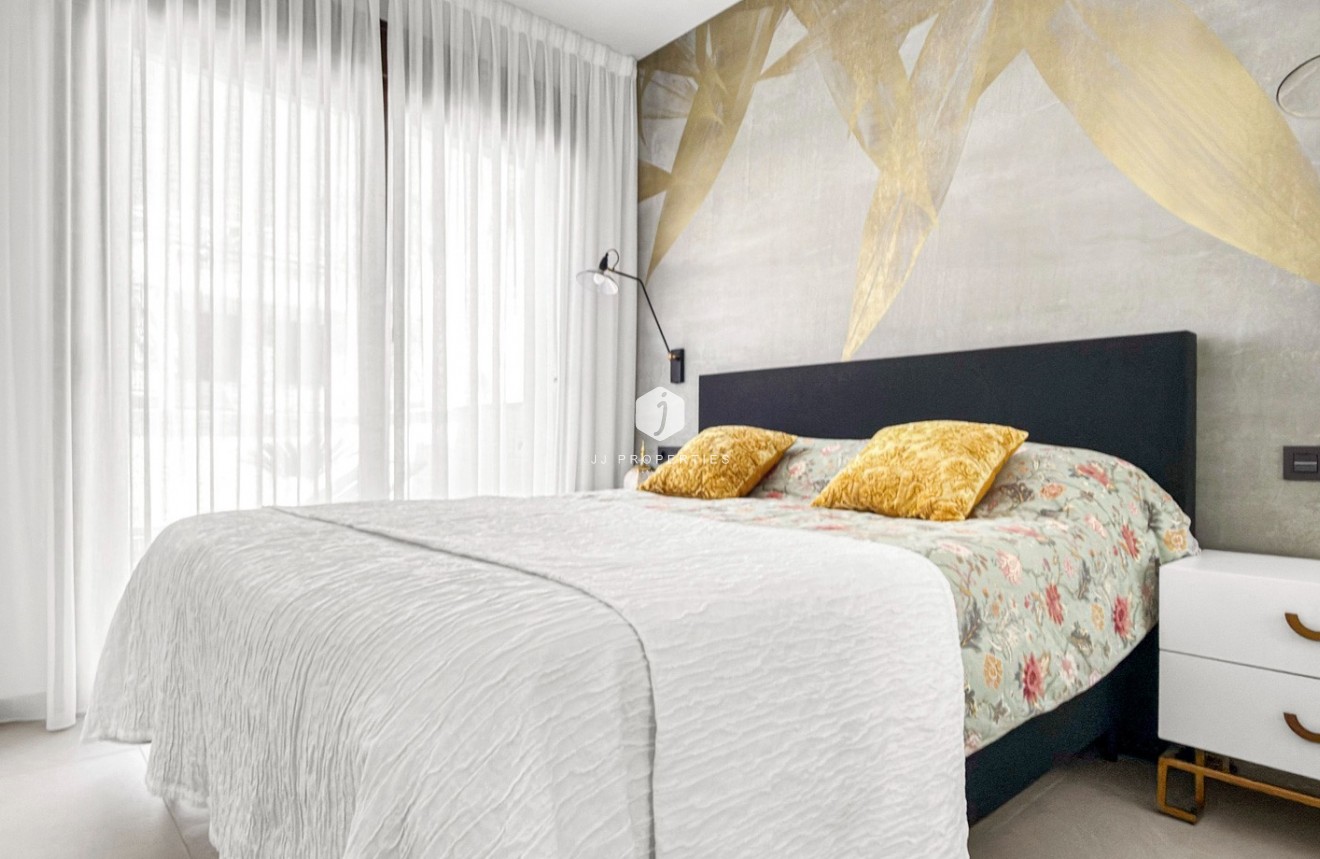 Resale - Apartment / flat -
Torrevieja - Costa Blanca